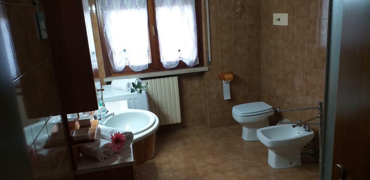 Apartament Casa Vacanze Niko Ap Cir Cni00247 Sirmione Extérieur photo